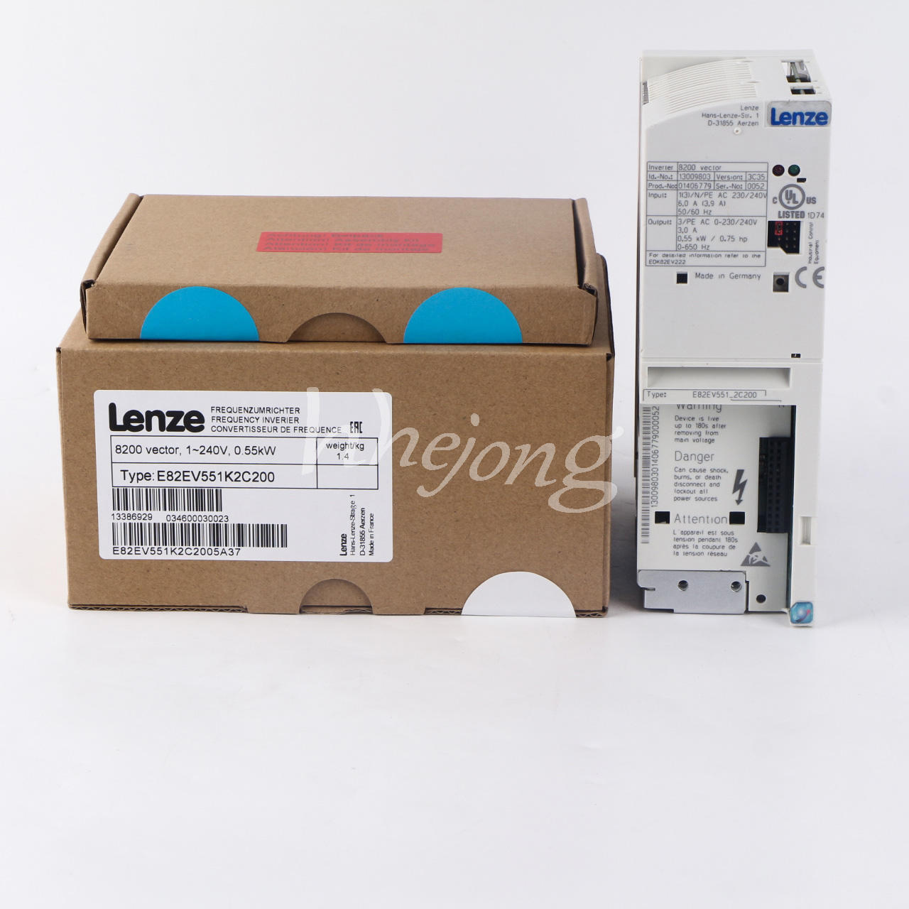 new 1PCS  Lenze Inverter E82EV551_2C200 E82EV551K2C200