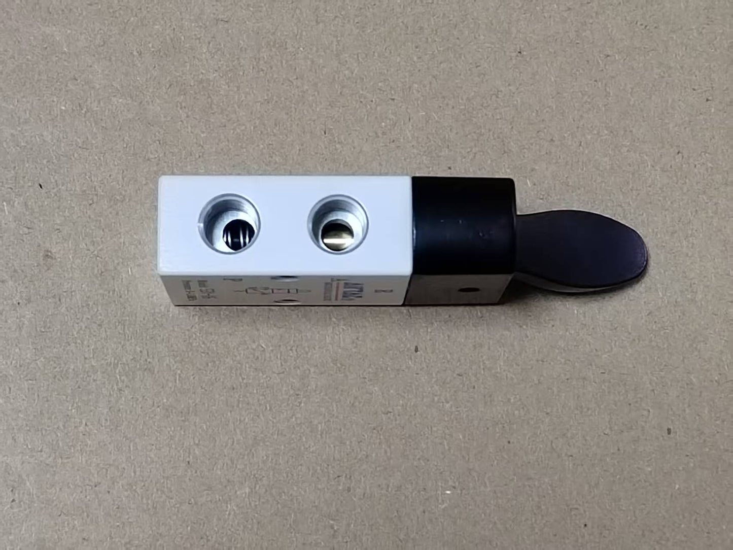 new AIRTAC Switching Valves Mechanical Valves S3Y-06 /S3Y06