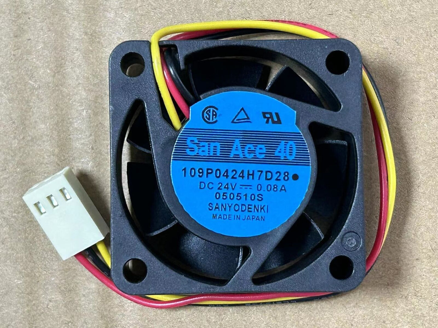 new FOR Sanyo 109P0424H7D28 Fan 24V 0.08A 40*40*15mm 3pin shu