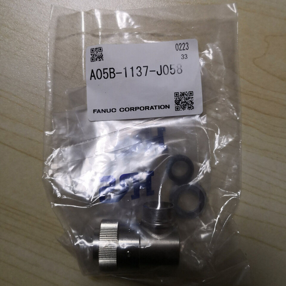 1PC  For FANUC A05B-1137-J058 Robot Connector Plug Free Shipping