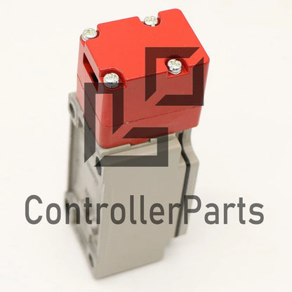 1PCS OMRON D4BS-15FS Safety Gate Switch D4BS15FS