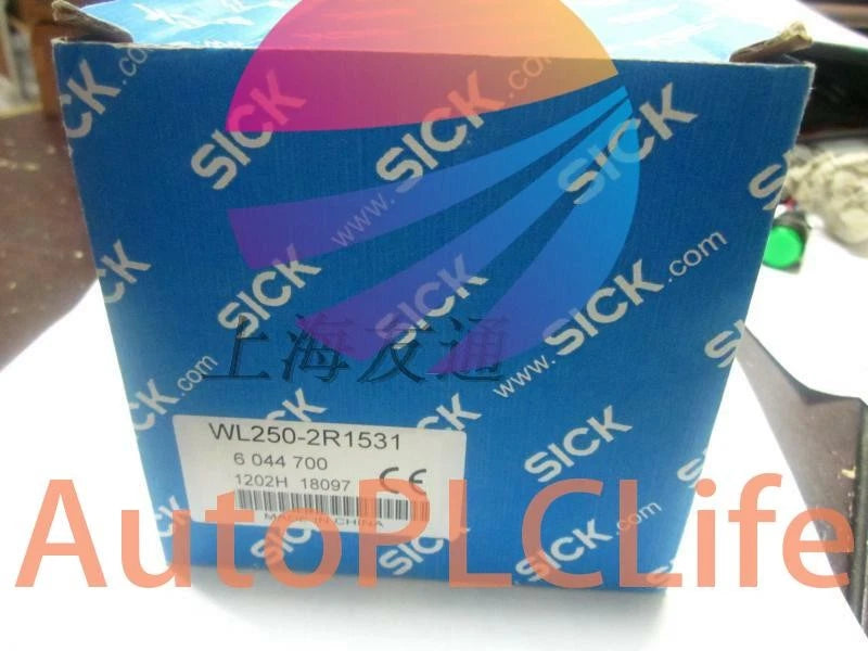 1PCS SICK 6044700 WL250-2R1531 Photoelectric switch sensor