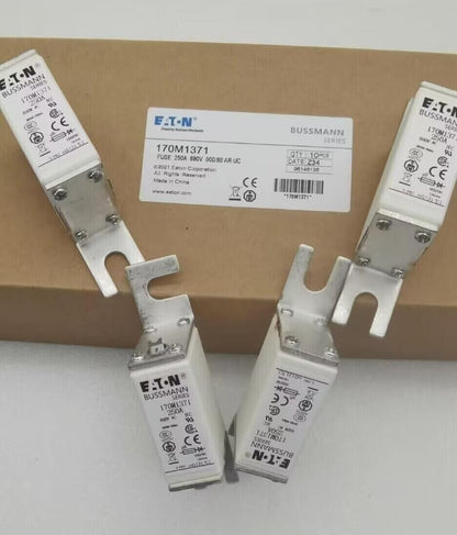 10PCS/1Box  Eaton Moeller Bussmann 170M1371 Fuses 250A 690V In Box
