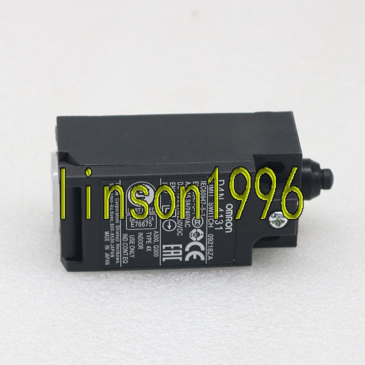 Omron D4N-4131 Limit Switch - OMRON