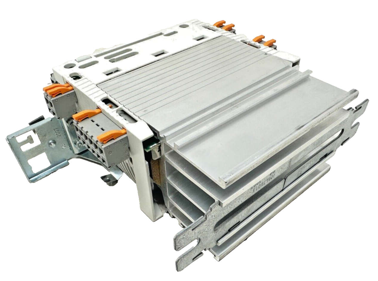 used Lenze E82EV371_2C Drive 13141952 - LENZE
