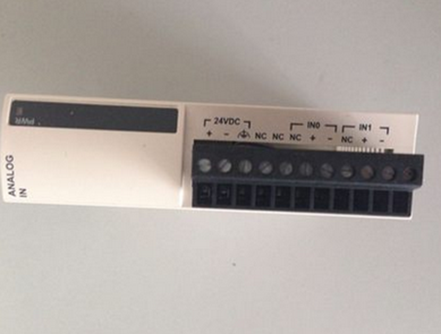 SCHNEIDER TM2AMI2HT Analog Input Module - SCHNEIDER