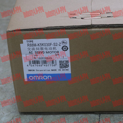 Omron R88M-K5K030F-S2-Z Servo Motor Fast Ship - OMRON