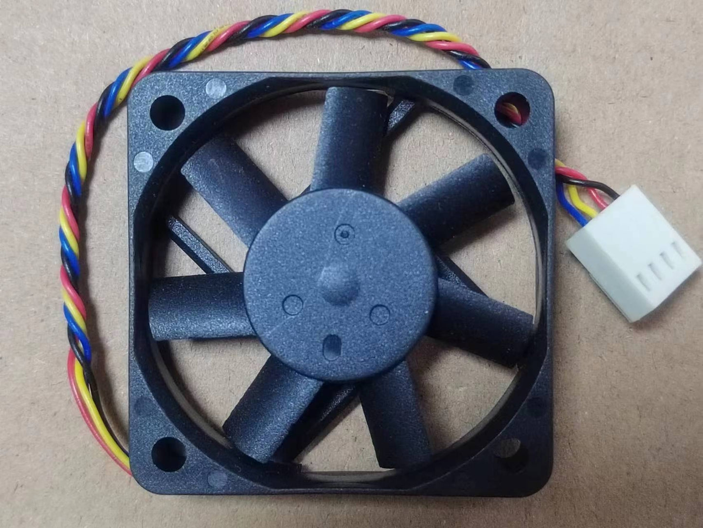new Sunon MF50101V1-Q030-S99 5010 12V 1.50W 5cm 4-wire PWM cooling fan