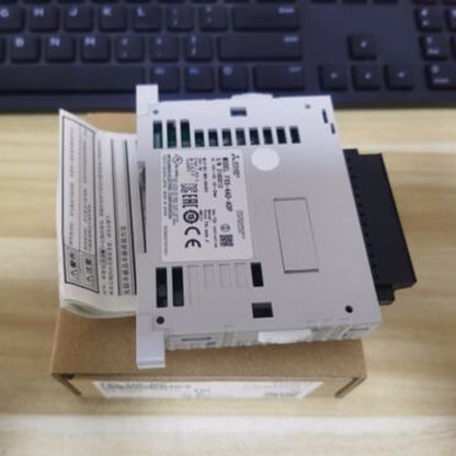 Mitsubishi 1PC PLC FX5-4AD-ADP FX54ADADP Analog Module - MITSUBISHI
