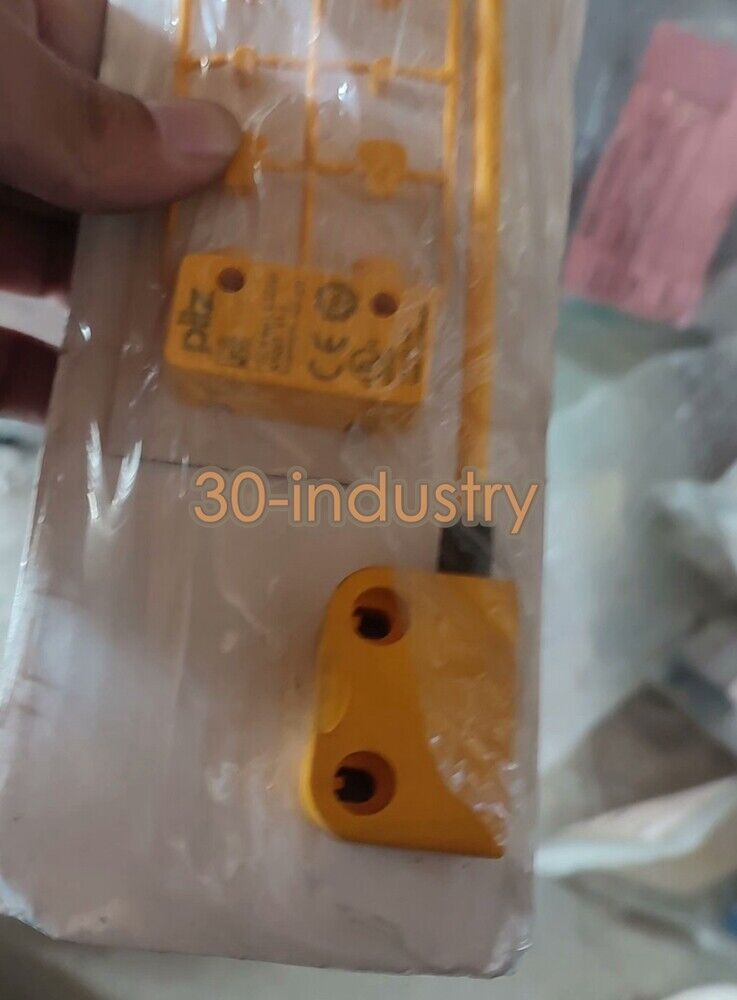 1PCS PILZ Safety Switch PSEN 506309 MA1.4P-52 - PILZ