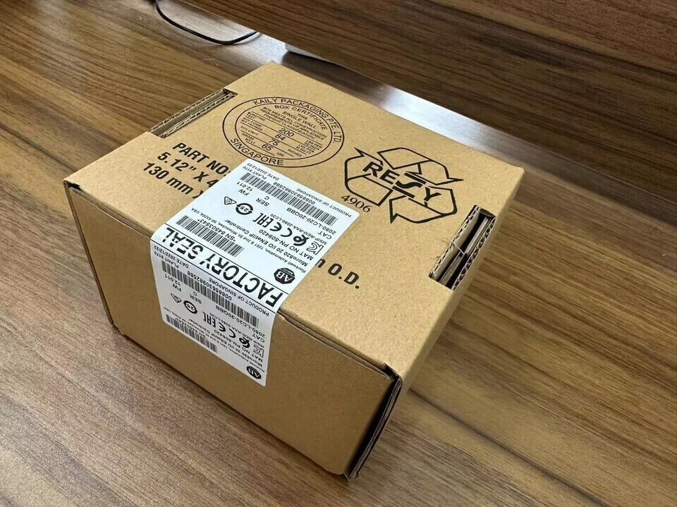 Allen Bradley Micro820 20 Net/IP Controller AB 2080-LC20-20QBB SER C - ALLEN BRADLEY