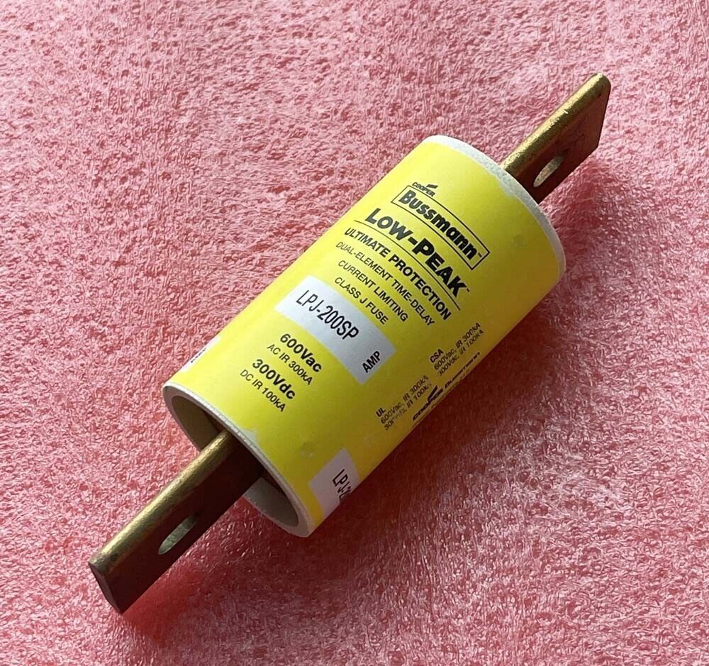 new Bussmann LPJ-200SP LPJ200SP LPJ 200A 600Vac LOW-PEAK DUAL-Element Class J Fuse.