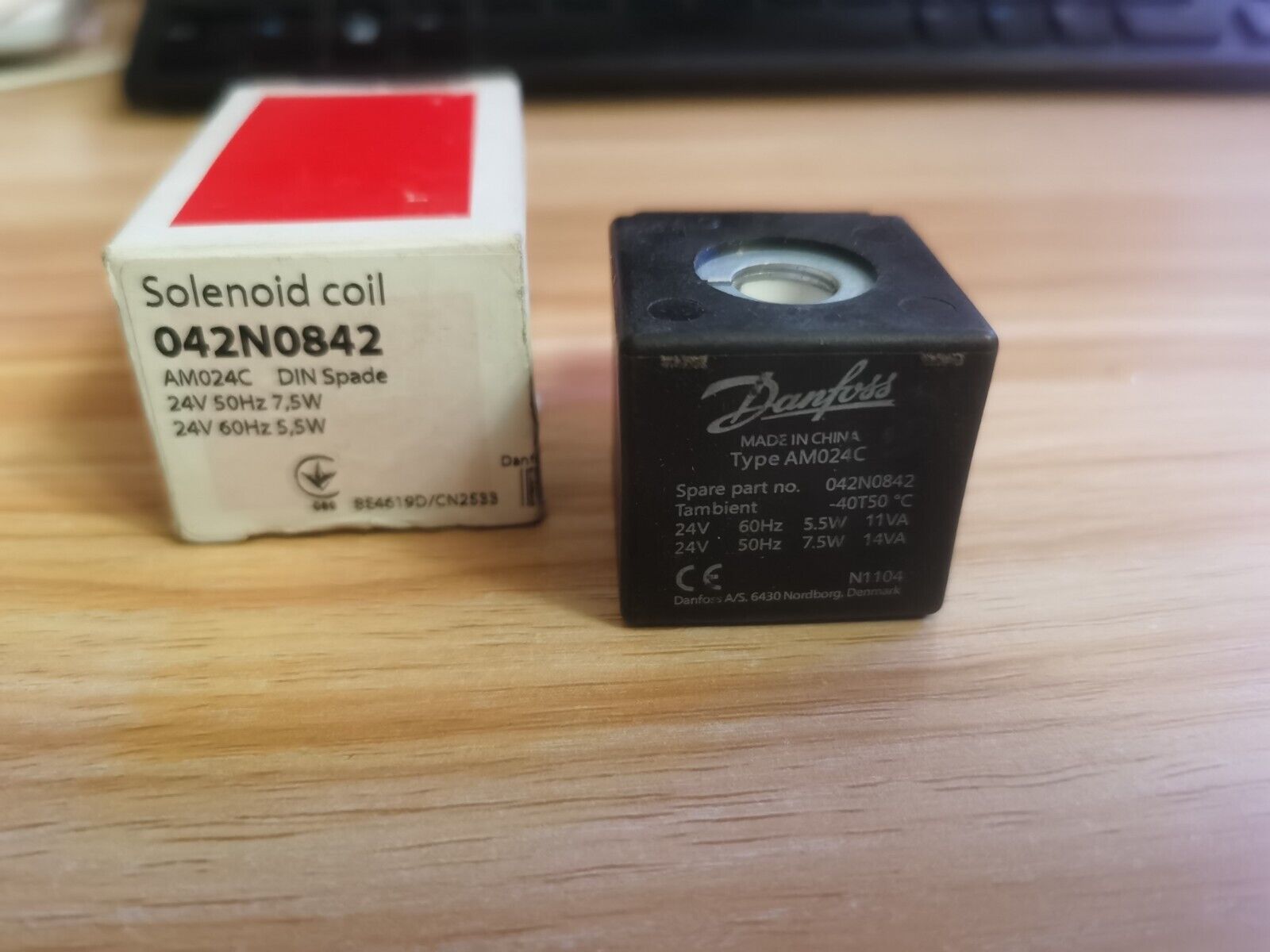 new 1PC Danfoss 042N0842 AM024C Solenoid Valve 24V In Box - DANFOSS