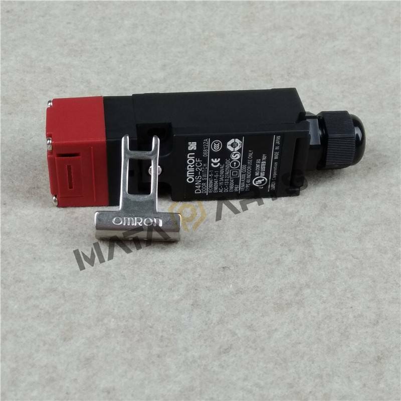 Omron D4NS-2CF Safety Door Switch - OMRON