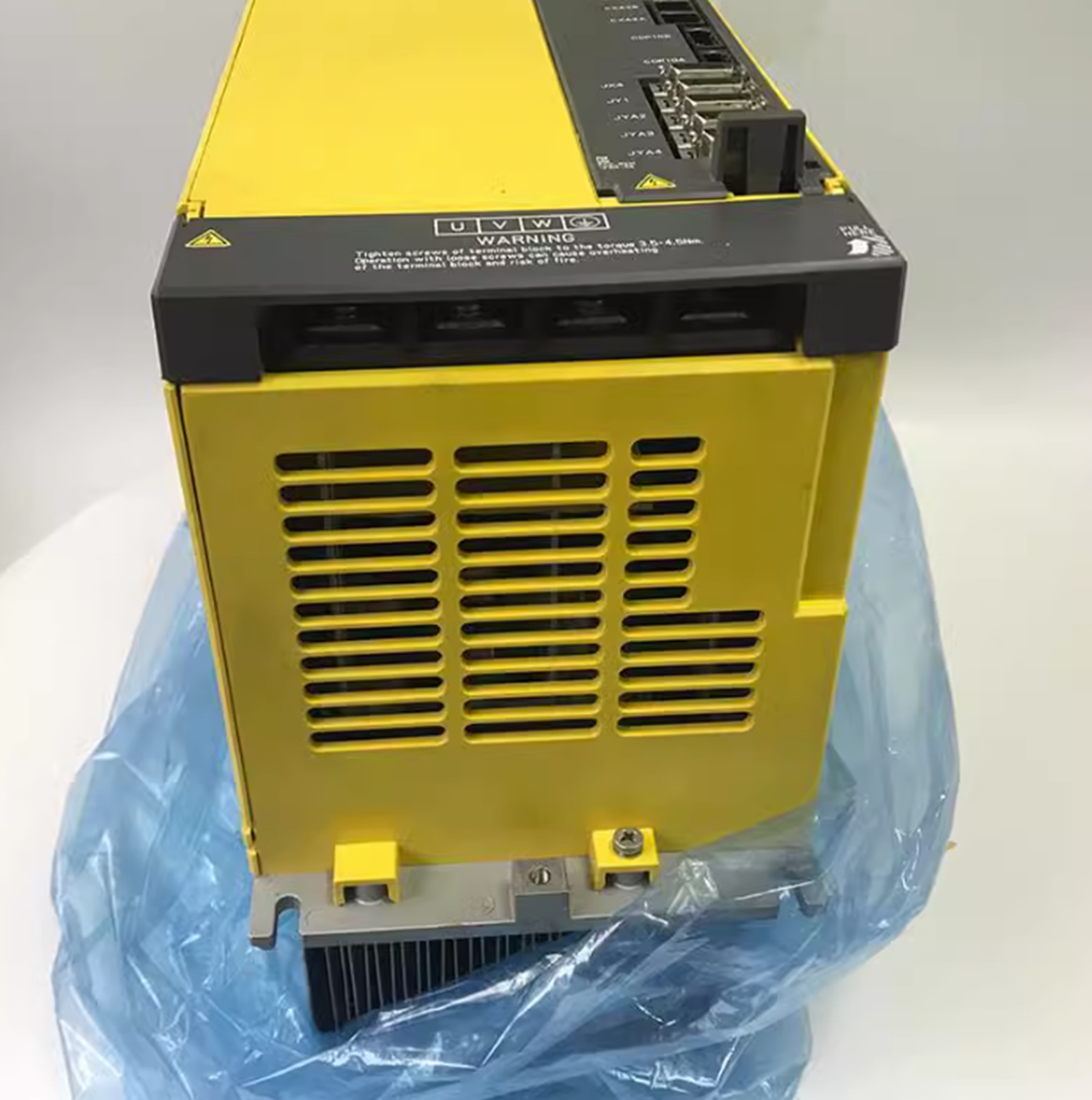 new  FANUC A06B-6220-H030#H600 Servo Amplifier