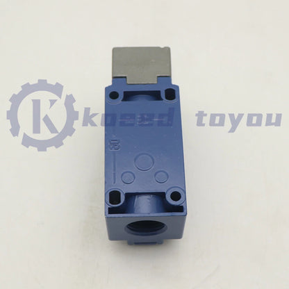 1Pcs XCKJ10541H29C Limit Switch XCK-J10541H29C XCK-J.C ZCK-E05C 3A 240V
