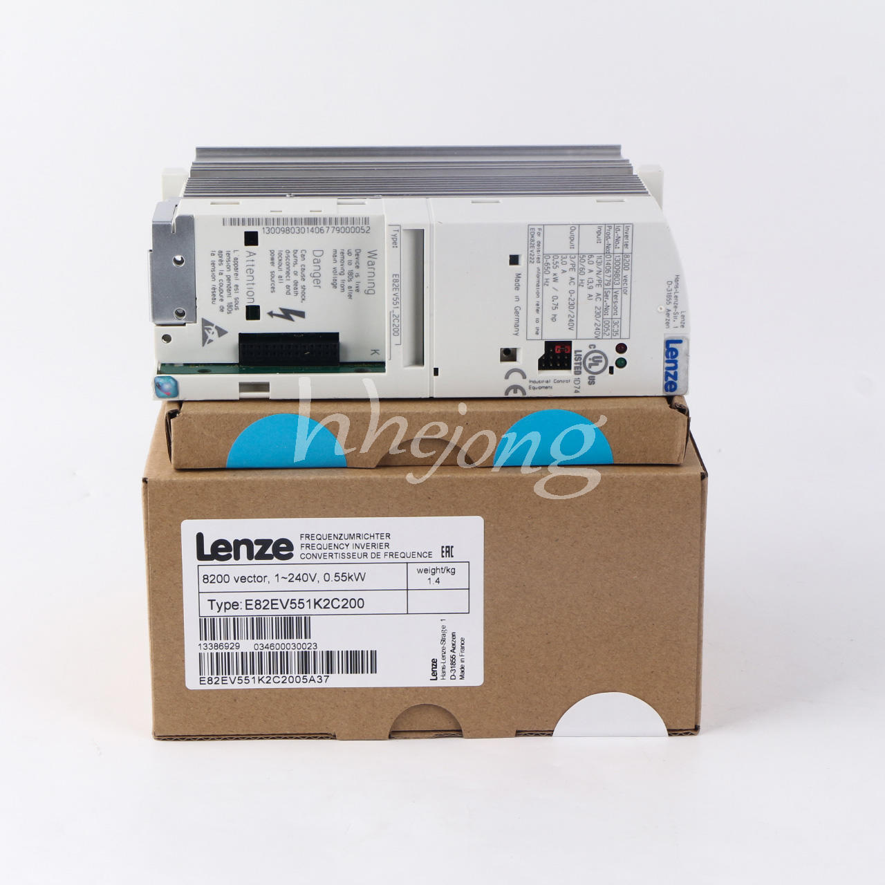 new 1PCS  Lenze Inverter E82EV551_2C200 E82EV551K2C200