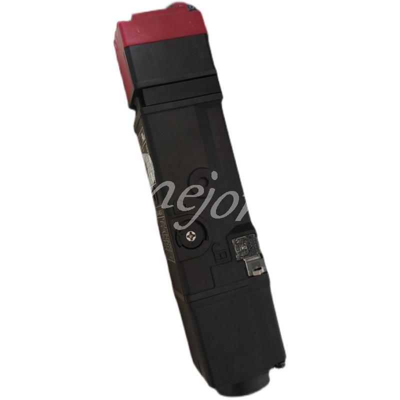 OMRON D4SL-N3NFG-D4 Safety Door Switch with 24V 0.5A Hold Wired - OMRON