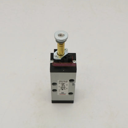 1PCS CAMOZZI Solenoid Valve 458-015-22 45801522