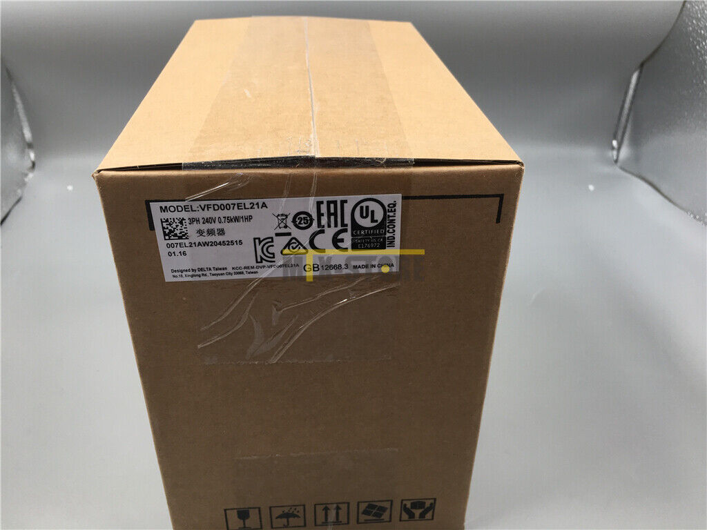 new 1pcs   Delta inverter VFD007EL21A VFD007EL21A