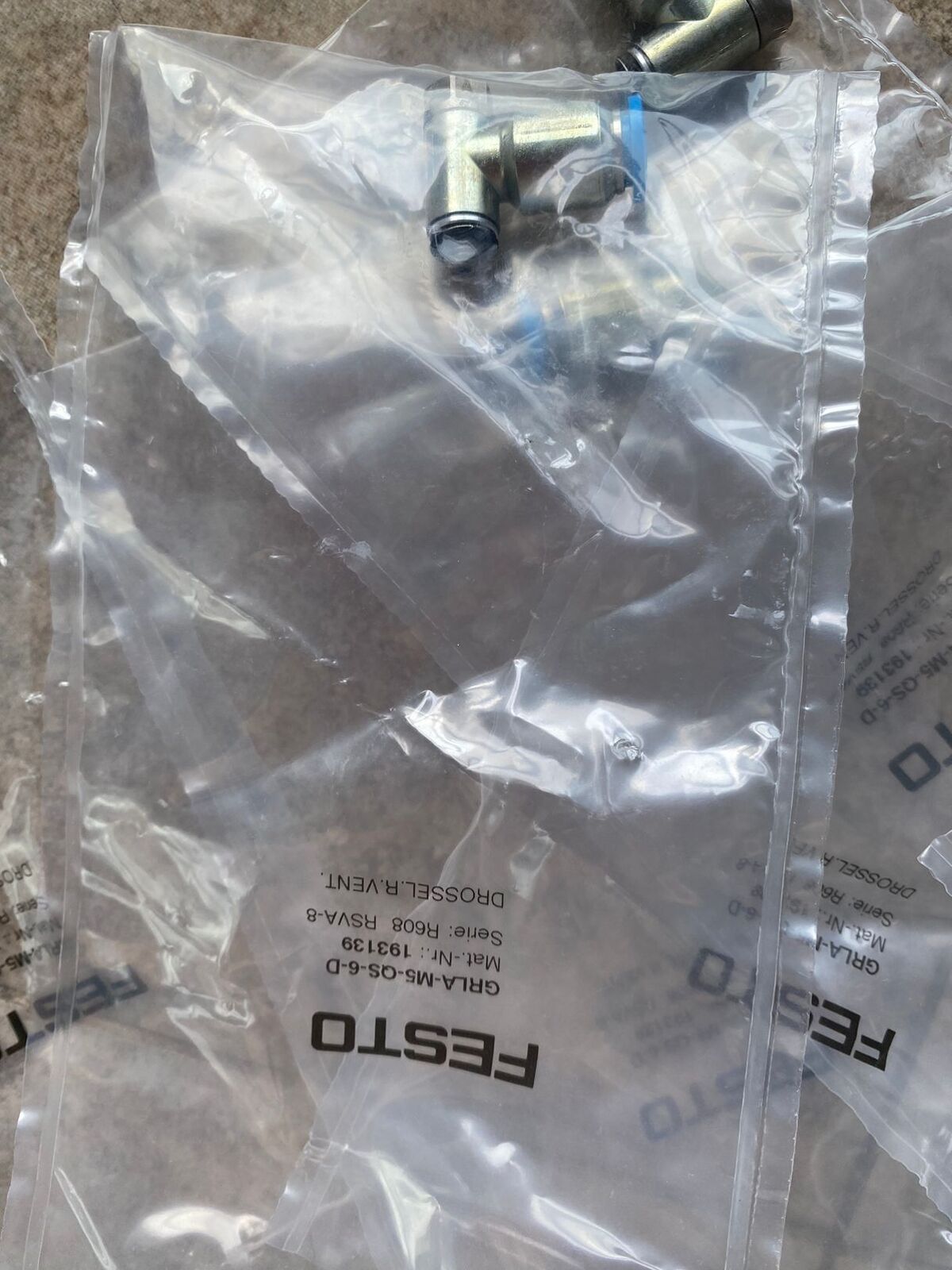 new 1PC Festo GRLA-M5-QS-6-D 193139 One-way Flow Control Valve 193139 - FESTO