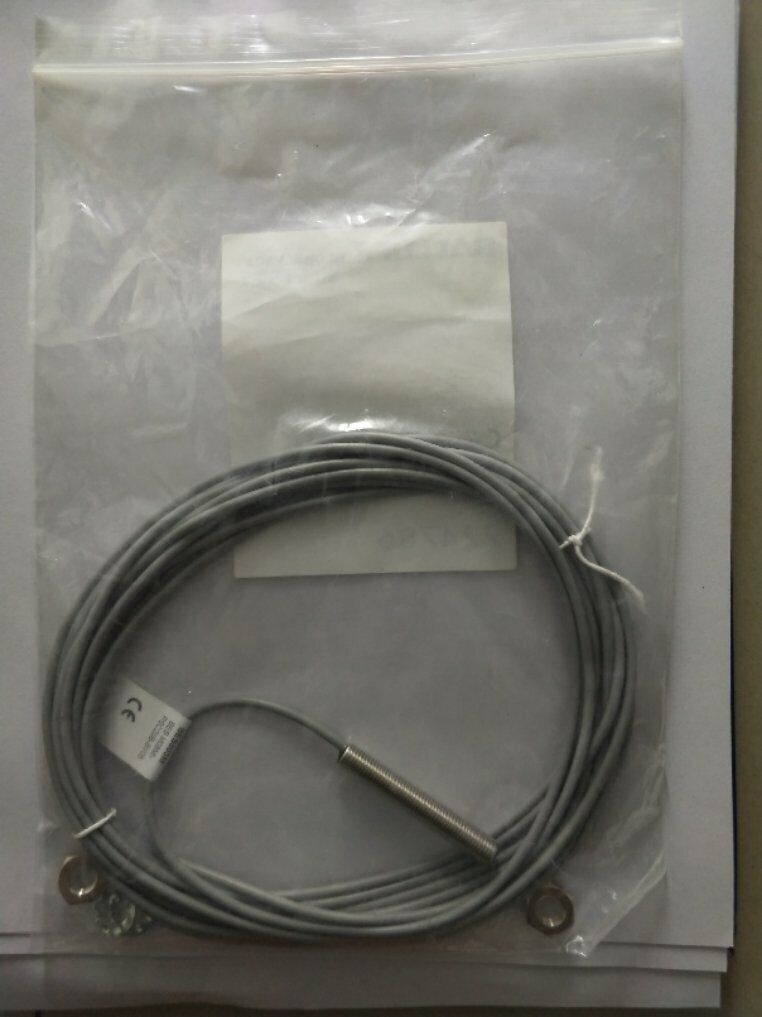 new 1PC BALLUFF Proximity Switch M08MI-PSC20B-BV05 - BALLUFF