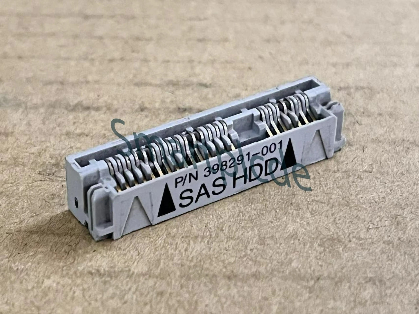 1PCS HP Hard Drive SAS To SATA Adapter Connector 398291-001