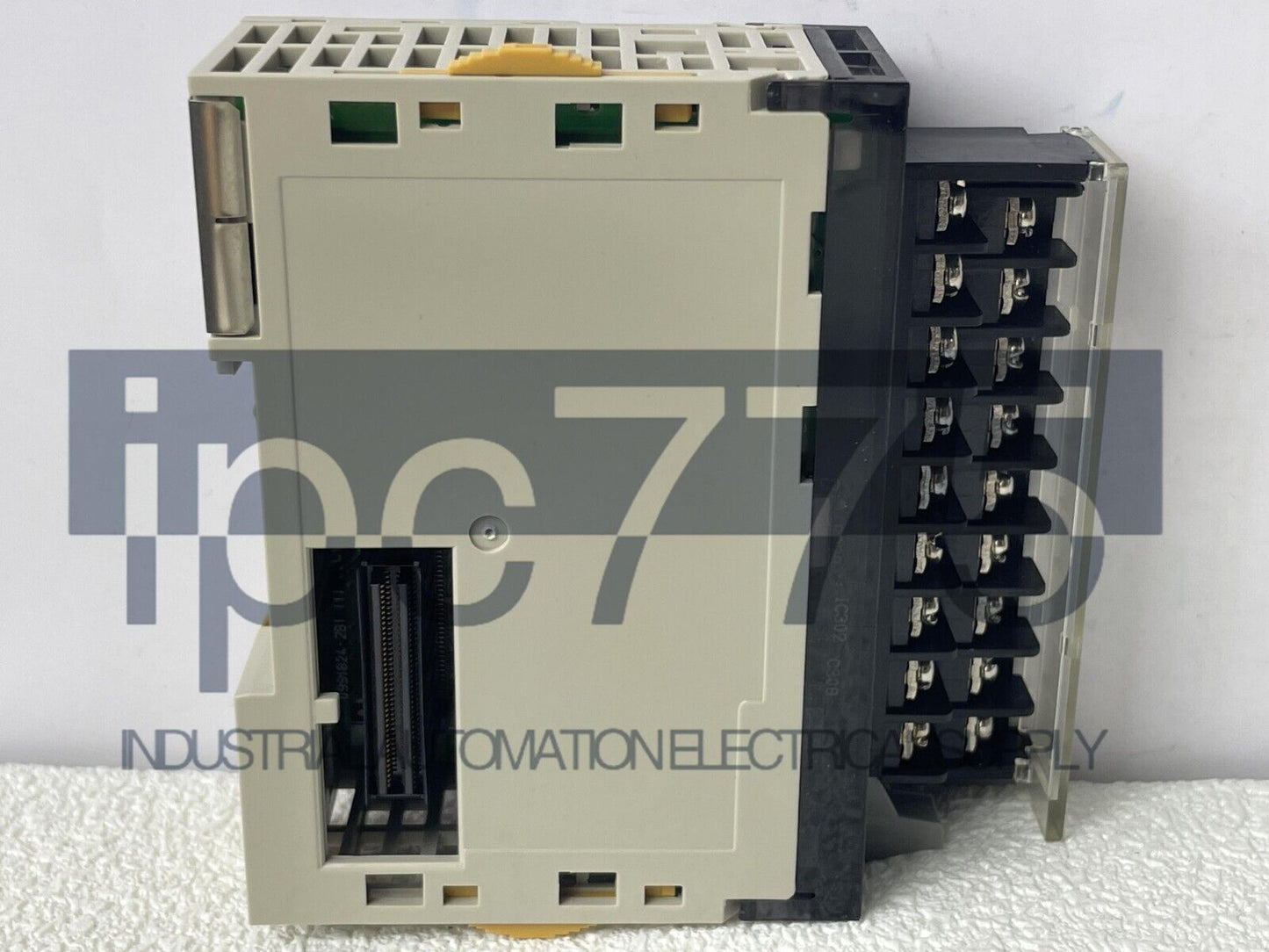 1PC Omron CJ1W-MAD42 Unit PLC Module - OMRON