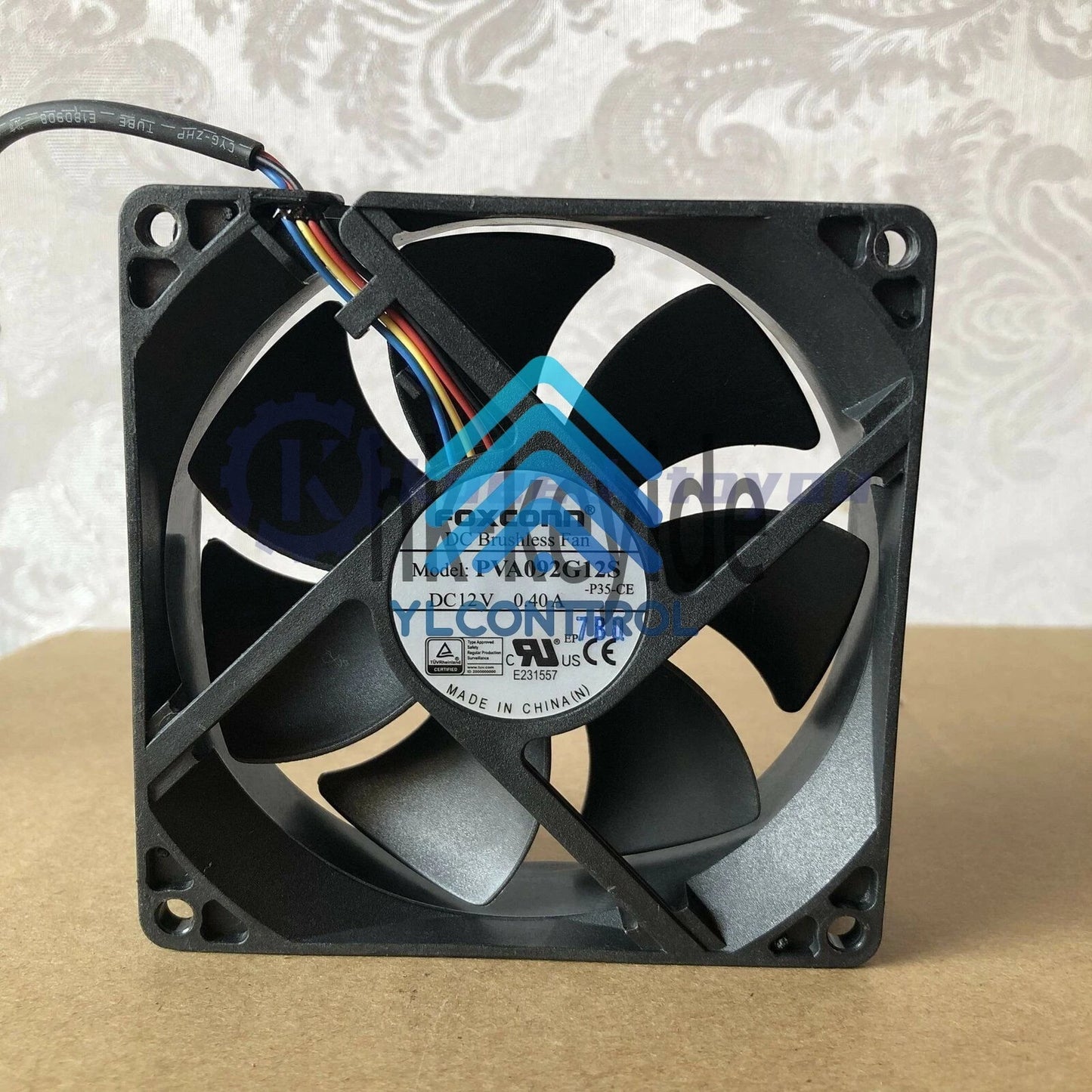 Foxconn PVA092G12S 9cm 92x92x25mm DC12V 0.40A 4 lines pwm CPU cooling fan
