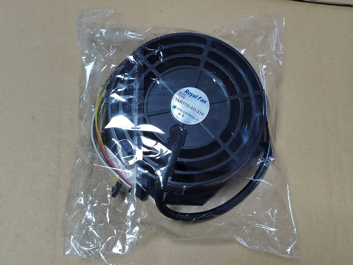 new 1pcs ROYAL FAN TAR77D-6D-3TP TC-S2D Spindle Cooling Fan