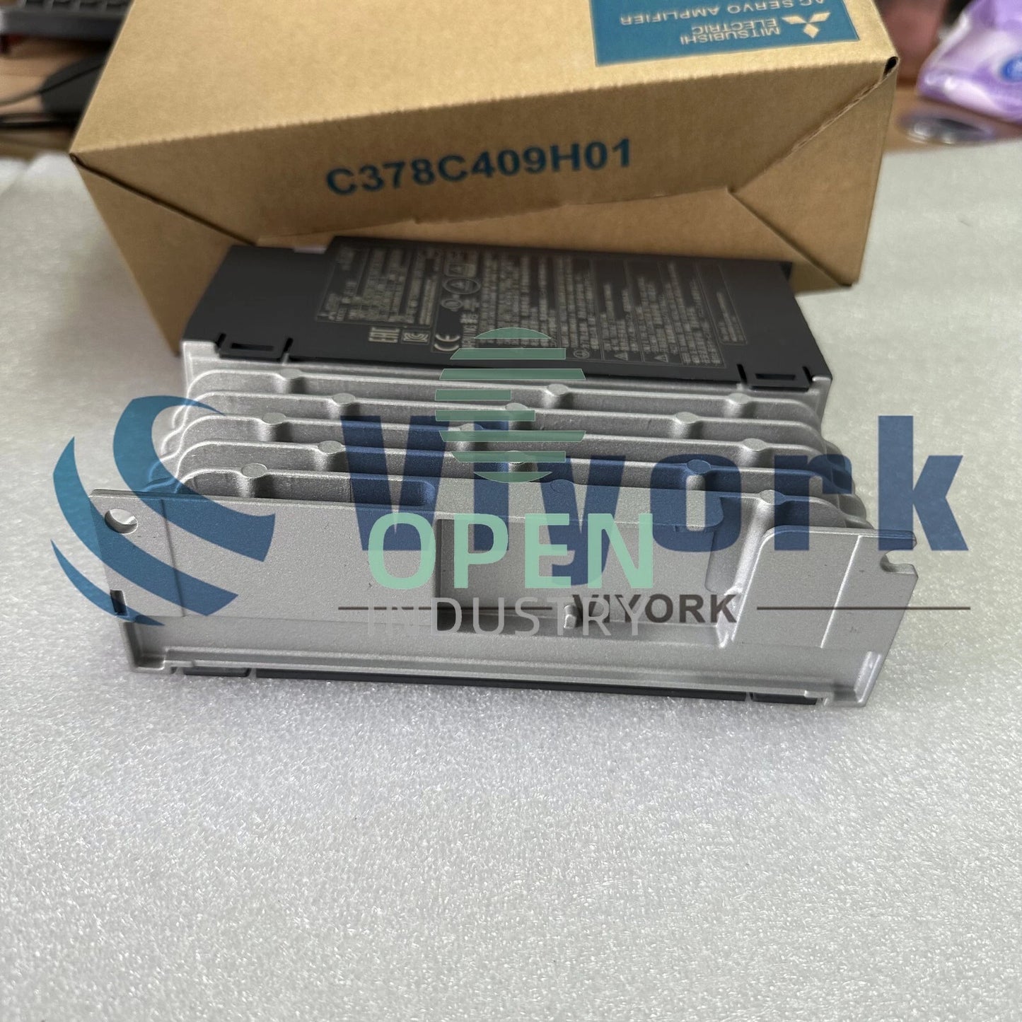 1PCS Mitsubishi MR-JE-10B SERVO AMPLIFIER 100W 200V SSCNETIII/H