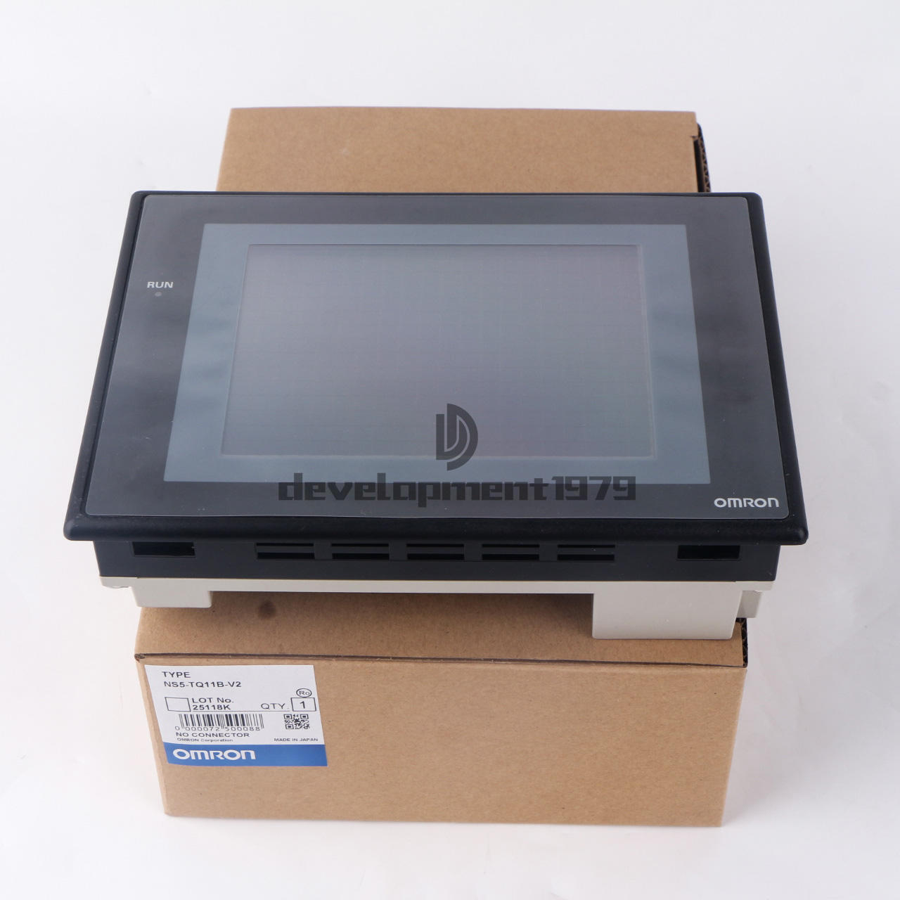 new 1PCS Omron Touch Screen NS5-TQ11B-V2 NS5TQ11BV2 - OMRON