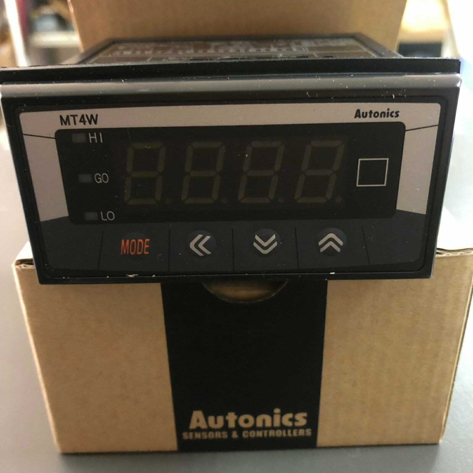 new 1 PCS  MT4W-AA-41 For Autonics Multifunction Panel Meter