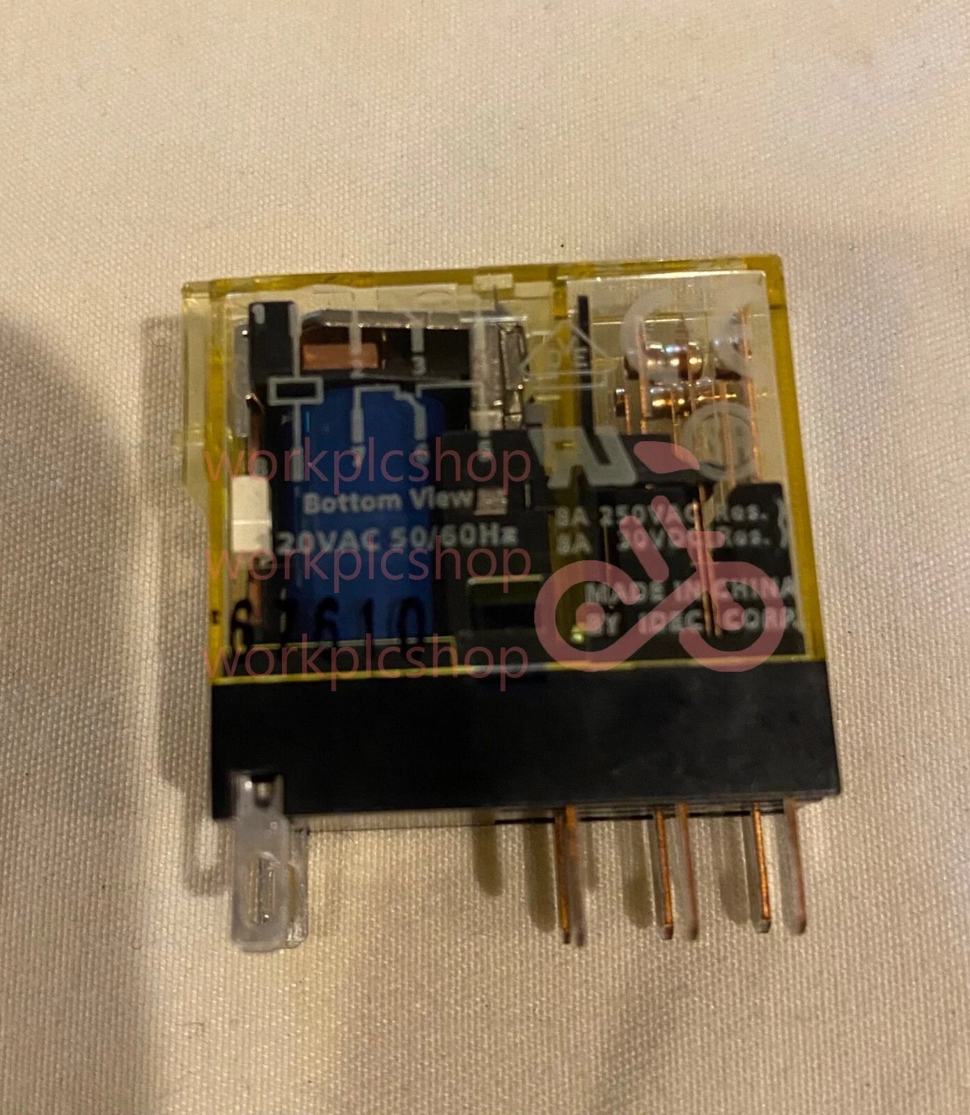 10PCS/BOX IDEC RJ2S-CL-A120 / RJ2SCLA120 Old Stock