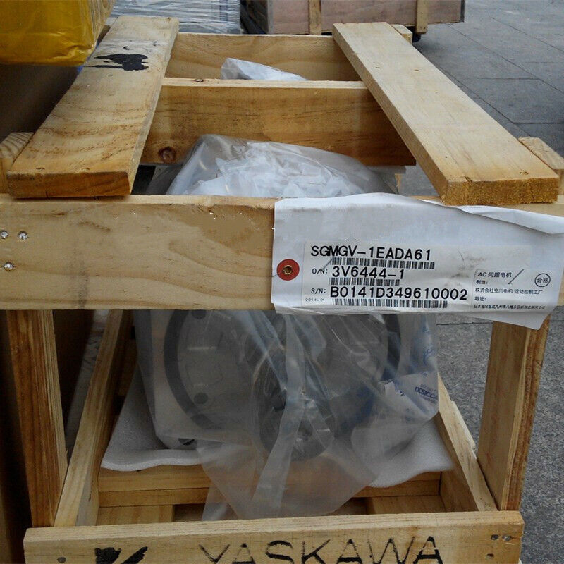 new 1PC YASKAWA SGMGV-1EDDA61 Servo Motor SGMGV1EDDA61 In Box ping - YASKAWA
