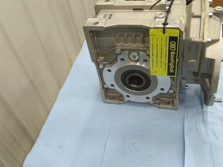 BONFIGLIOLI W R 110 U 300 P 100 B5 B3 Motor gearbox reducer - BONFIGLIOLI
