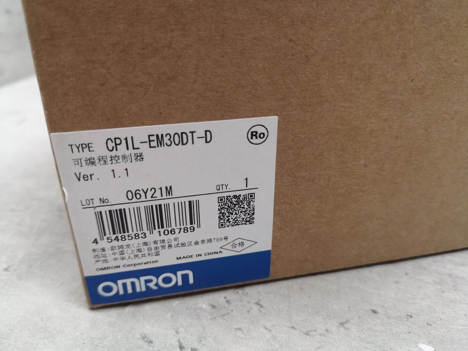Omron CP1L-EM30 - OMRON
