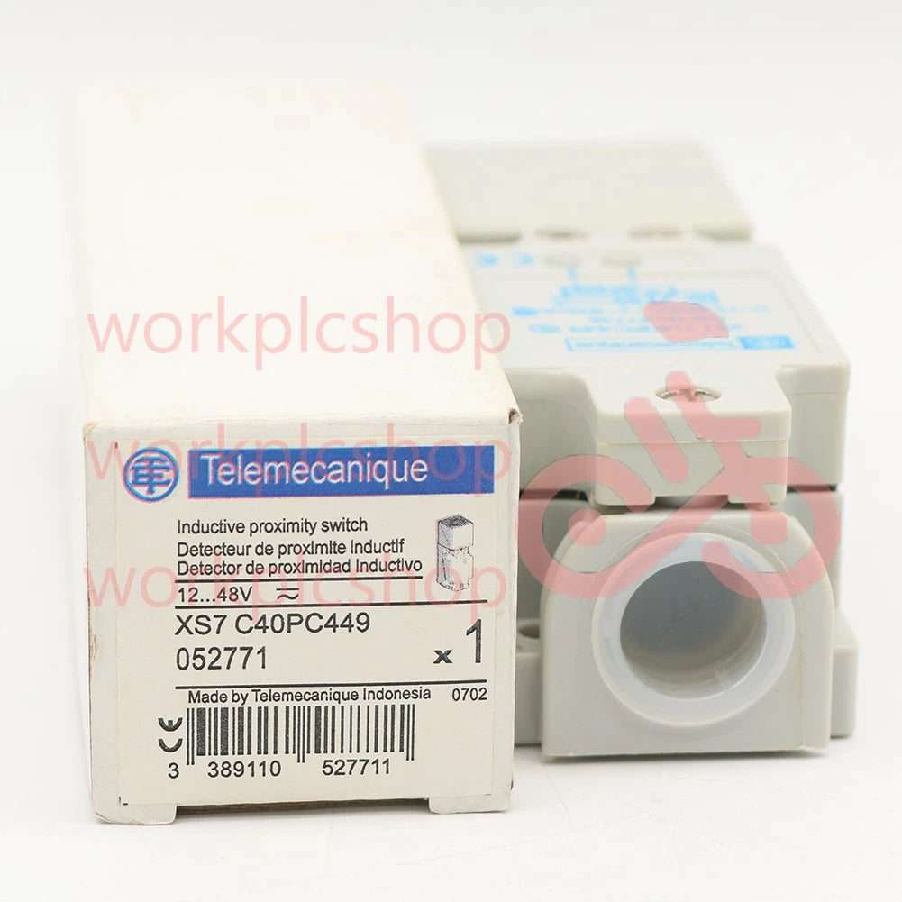 1PCS XS7-C40PC449 XS7C40PC449 Proximity switch