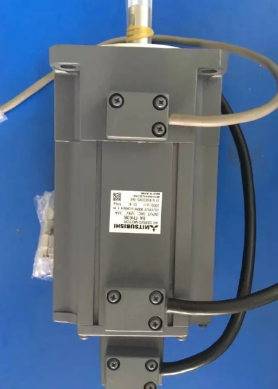 1PCS MITSUBISHI AC SERVO MOTOR HA-FH63B