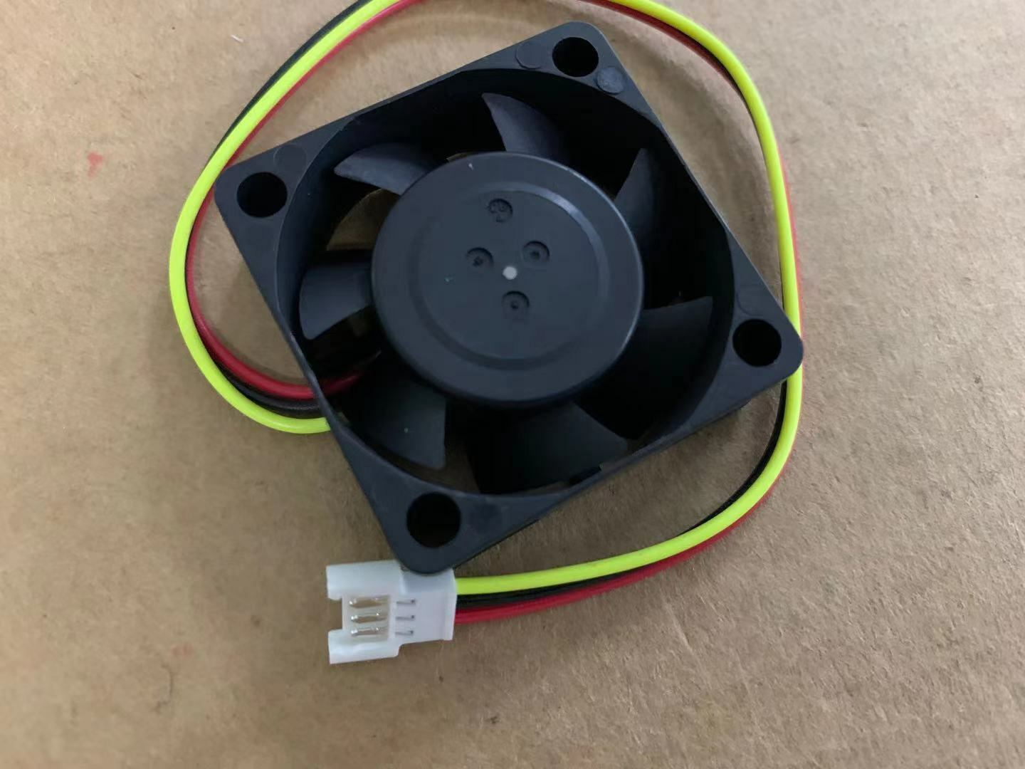 new MITSUBISHI NC5332H71 MMF-04C24DS-MCA Fan 40mm x15mm 24V 0.09A