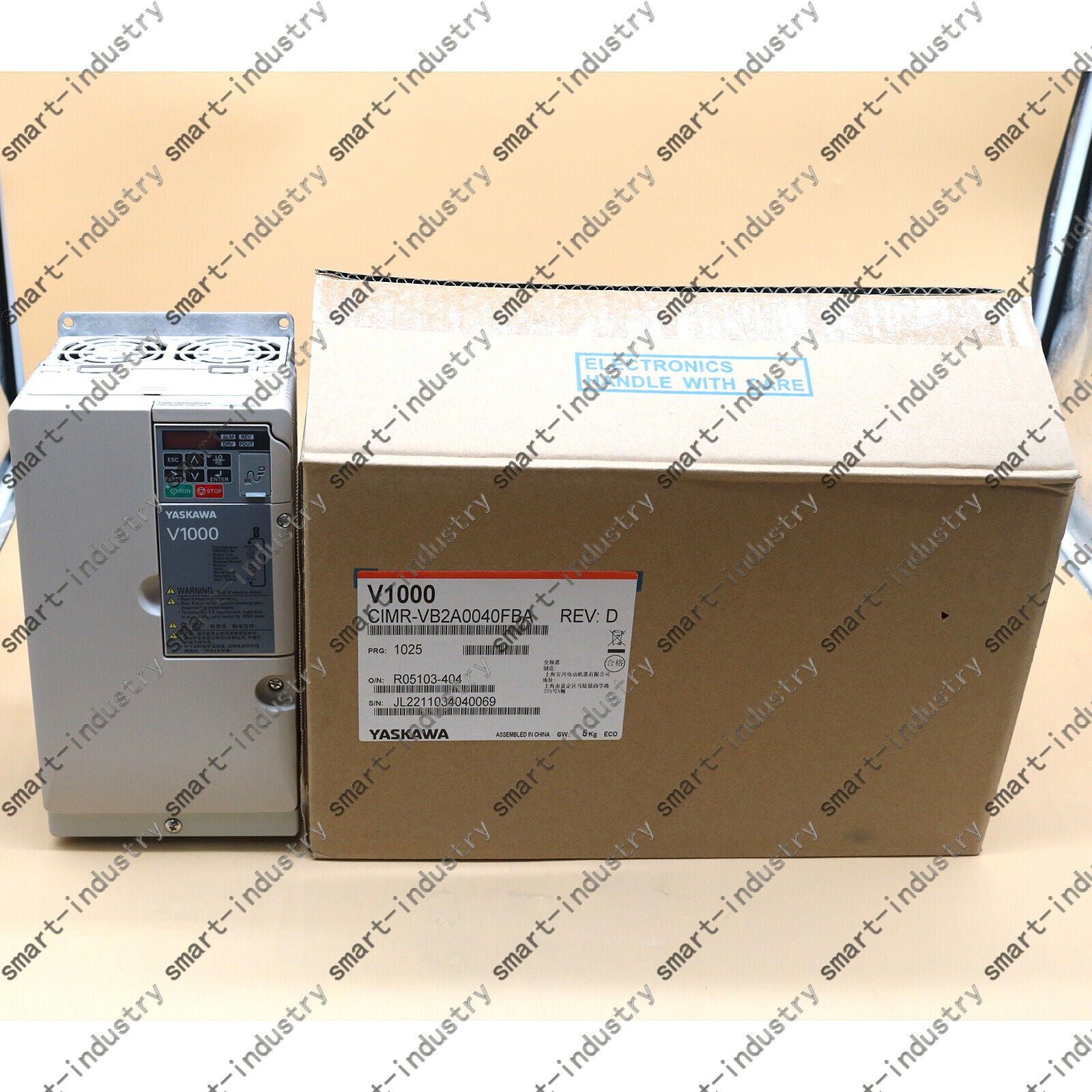 new ONE  Yaskawa CIMR-VB2A0040FBA Inverter In Box Fast