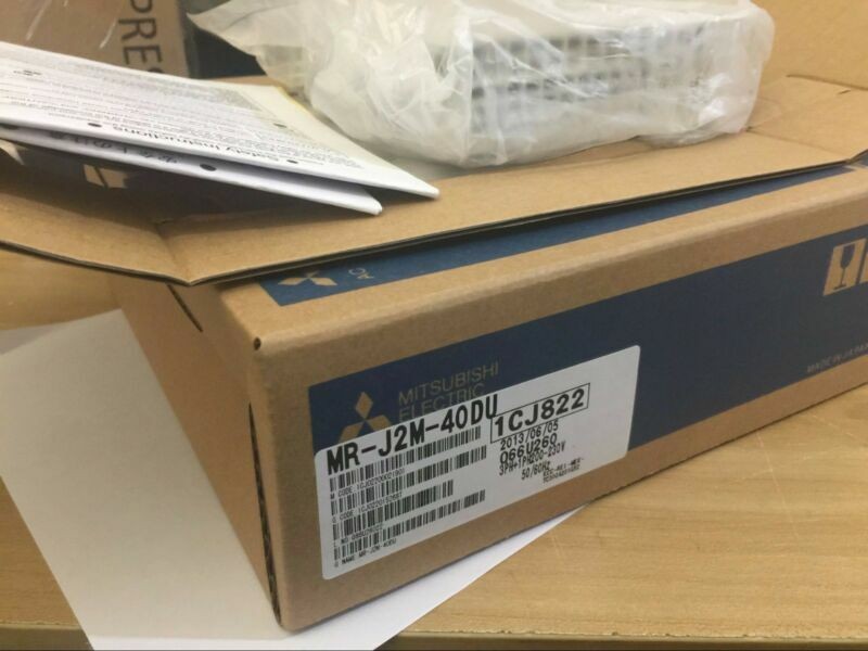 1PCS Mitsubishi MR-J2M-40DU MRJ2M40DU Servo Driver In Box - Free Shipping *TT