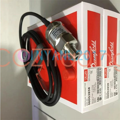 ONE Danfoss AKS33 060G3858 pressure transmitter
