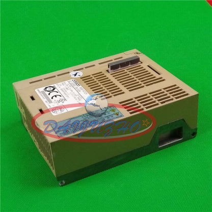 Used Omron Servo Drive R88D-WT02H 200-230V - OMRON