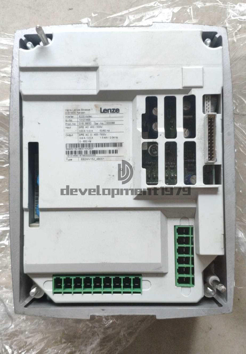 used ONE LENZE frequency converter E82MV152-4B001 - LENAZ