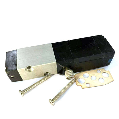 New PARKER KURODA PCS245-NB-D24 PCS245-NB-D24L Solenoid Control Valve - PARKER KURODA