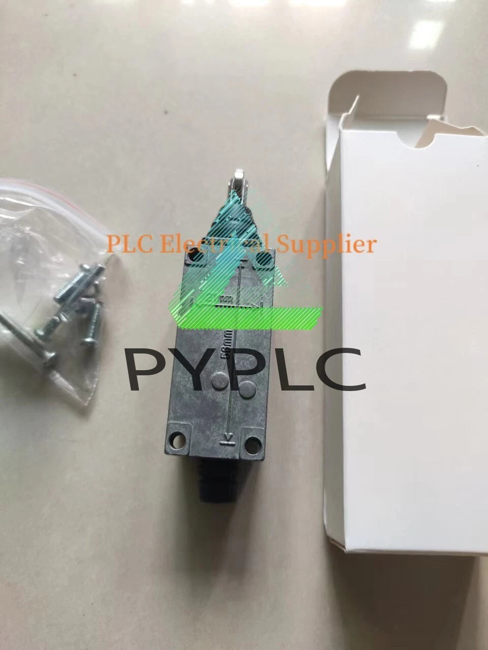AZ-8122 1X Panasonic AZ8122 VL MINI Limit Switch Fast Delivery