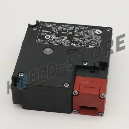1PCS Omron D4NL-4CFA-B D4NL4CFAB Safety Door Switch