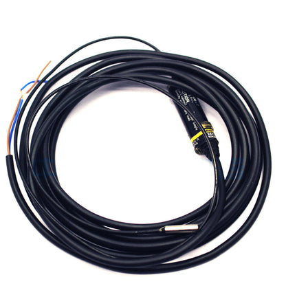 OMRON E2EC-CR8D1 2M Proximity Sensor Switch - OMRON