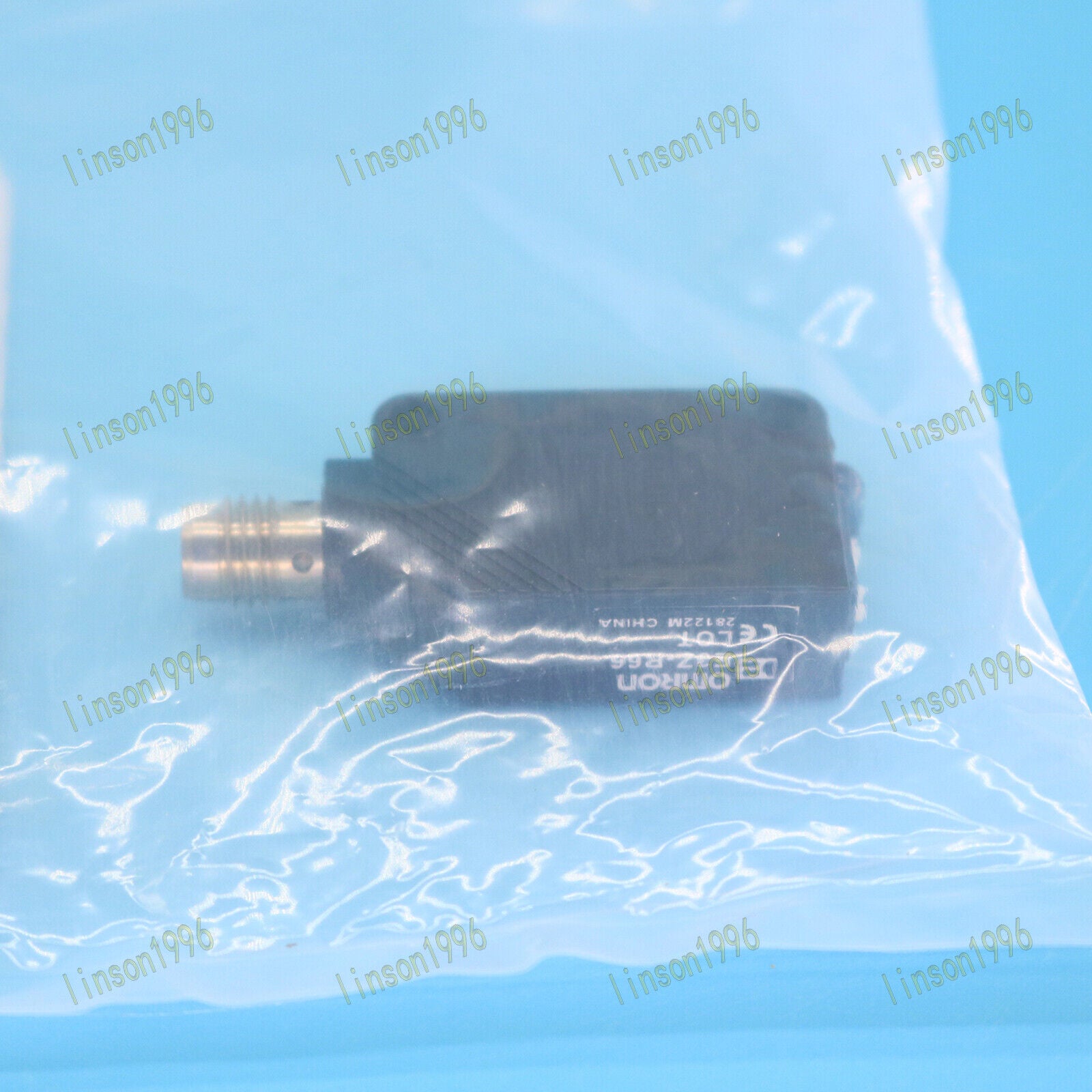 E3Z-R66 12-24VDC Omron Photoelectric Switch in Box - OMRON